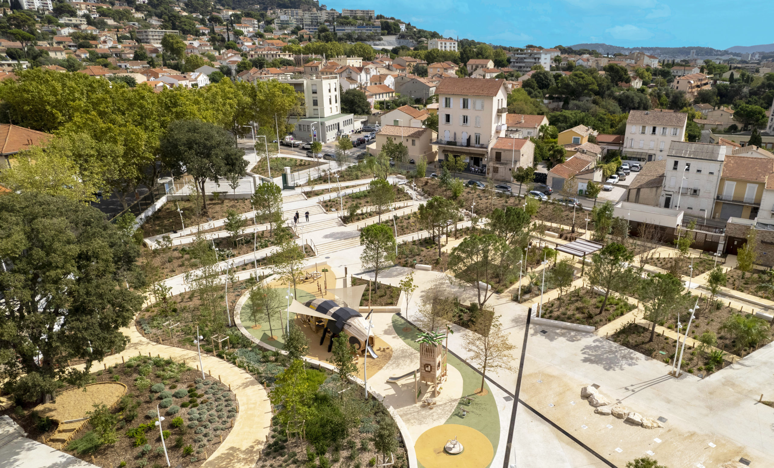 Résilience et métamorphose d’une friche : la Loubière à Toulon